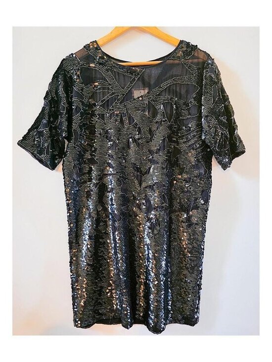 French Connection Dresses & Skirts - French Connection Black Sequin Mini Dress – Size 2